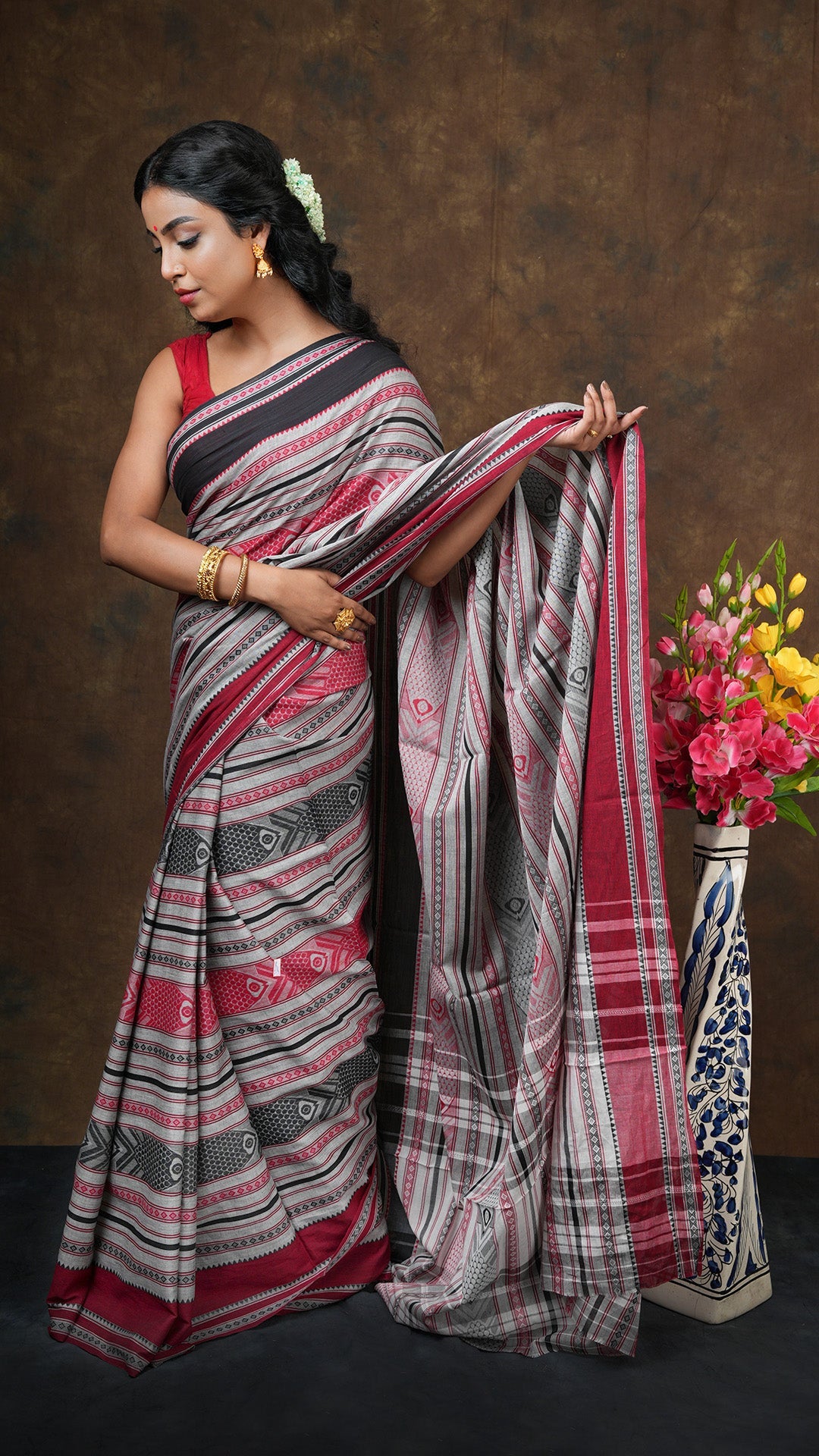 Dhanekali Sarees
