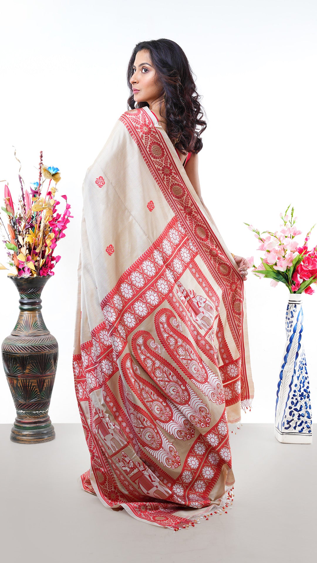 A beize silk saree