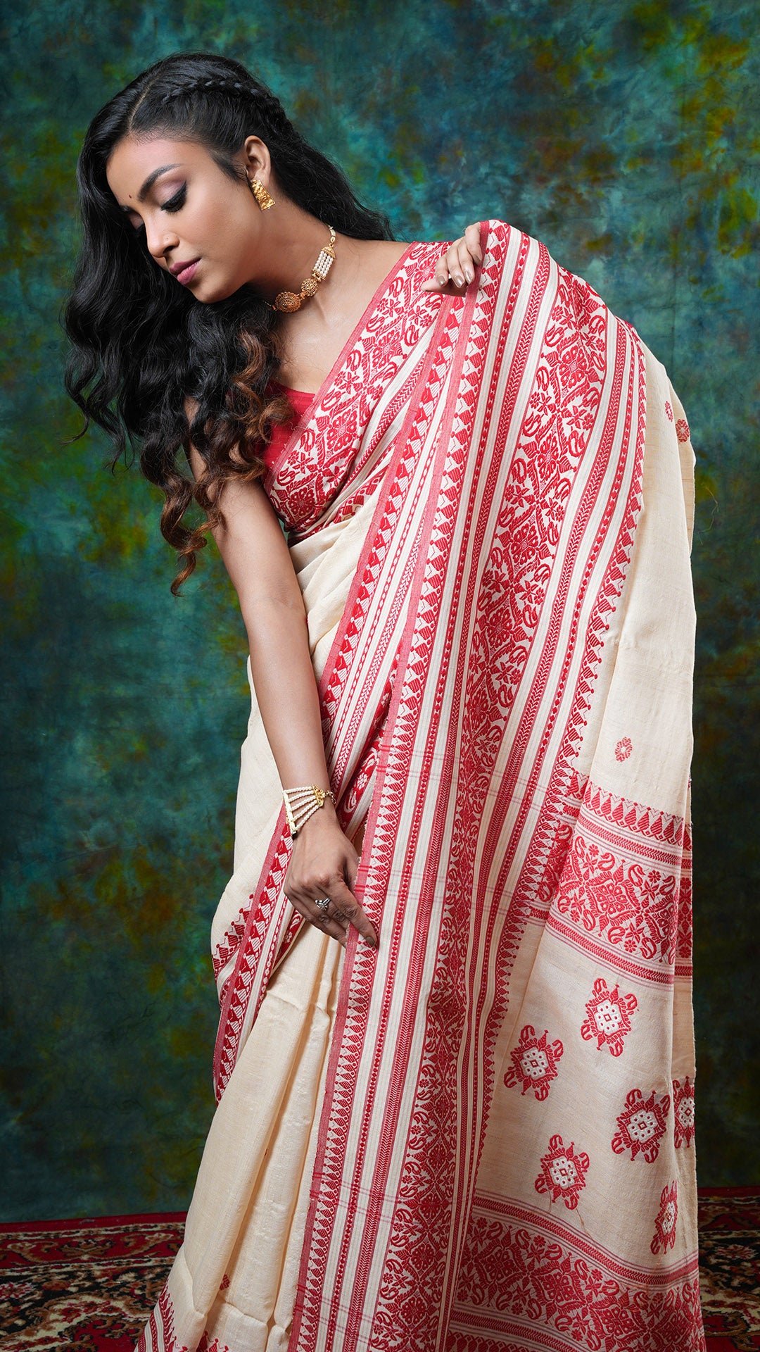 A tassar-cotton tangail saree