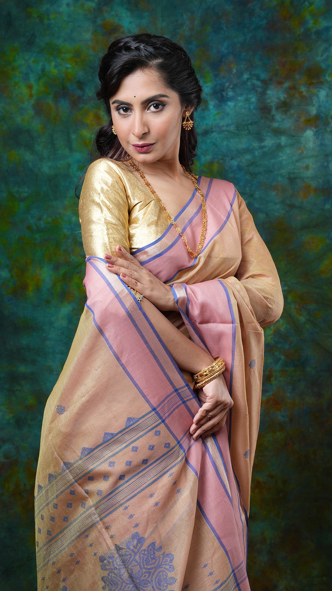 A dual tone tissue saree