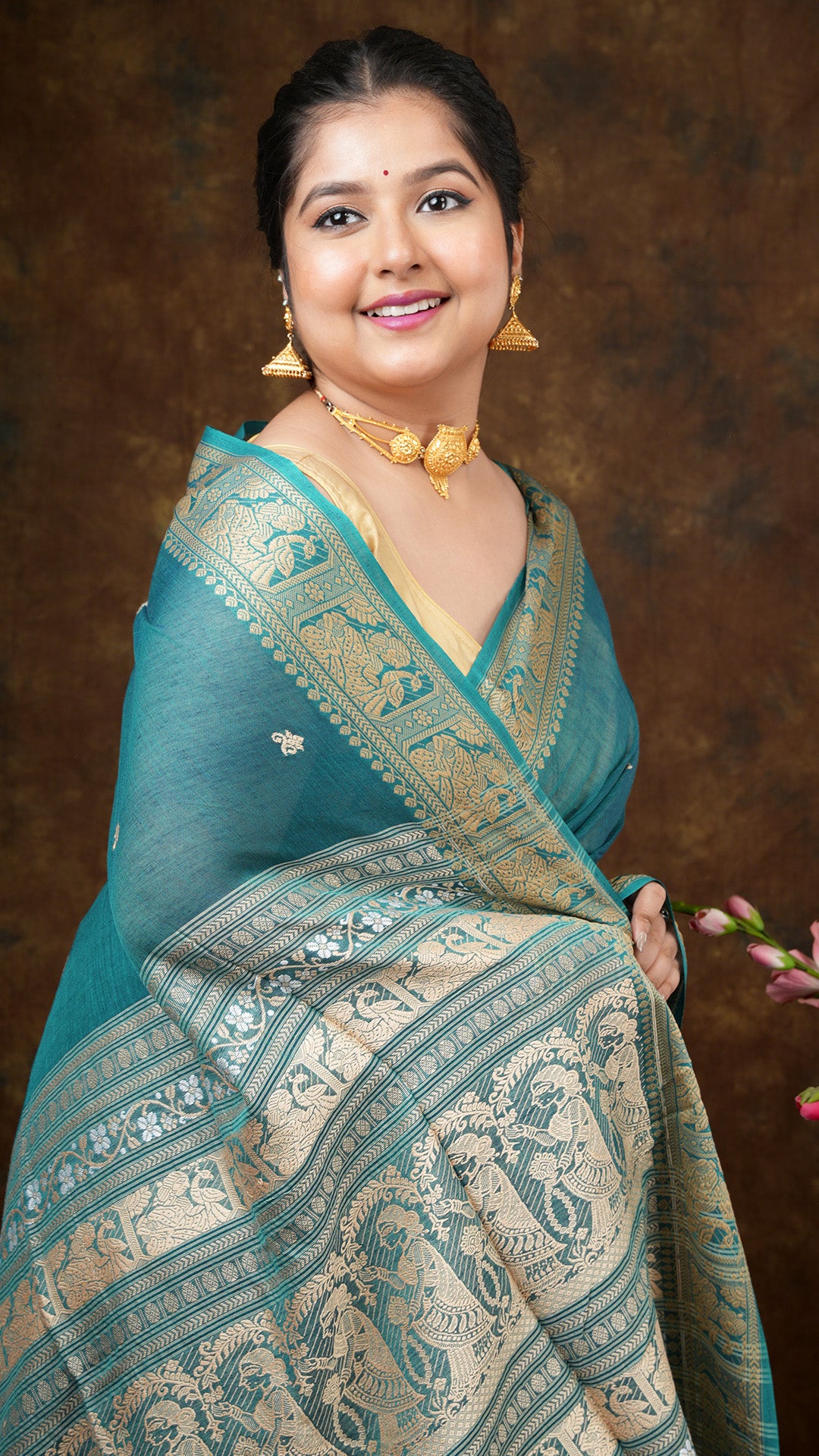 A dual tone green colour saree