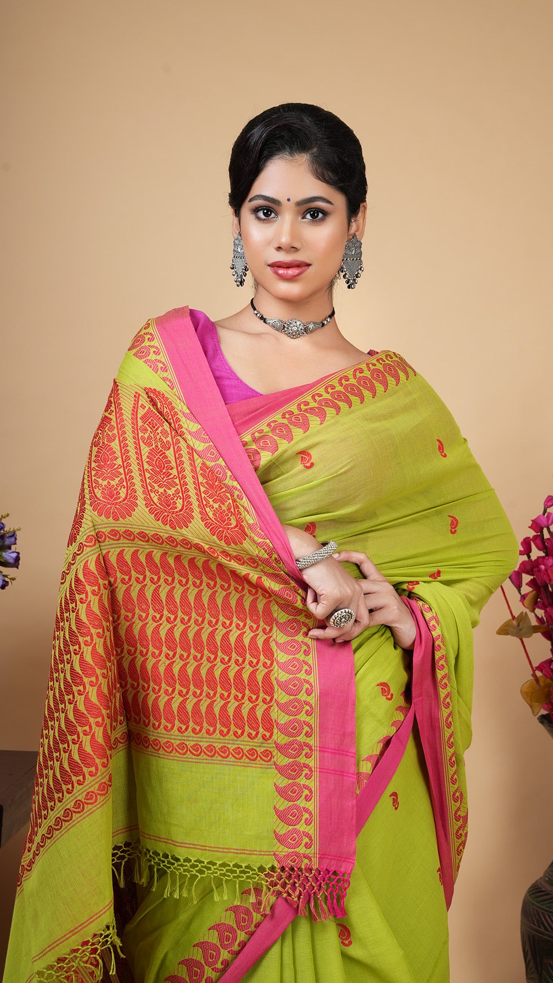A green soft cotton saree