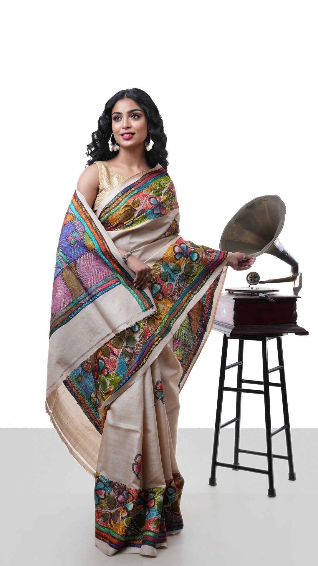A beize kantha saree. A tassar kantha sari in beize with red embroidery. Crafted with tassar Warp and weft. Standard 5.5-meter length. Includes matching blouse piece. kantha, tassar, handloom silk sari