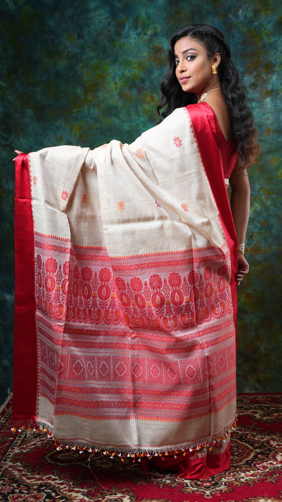 A beize coloured raw silk saree