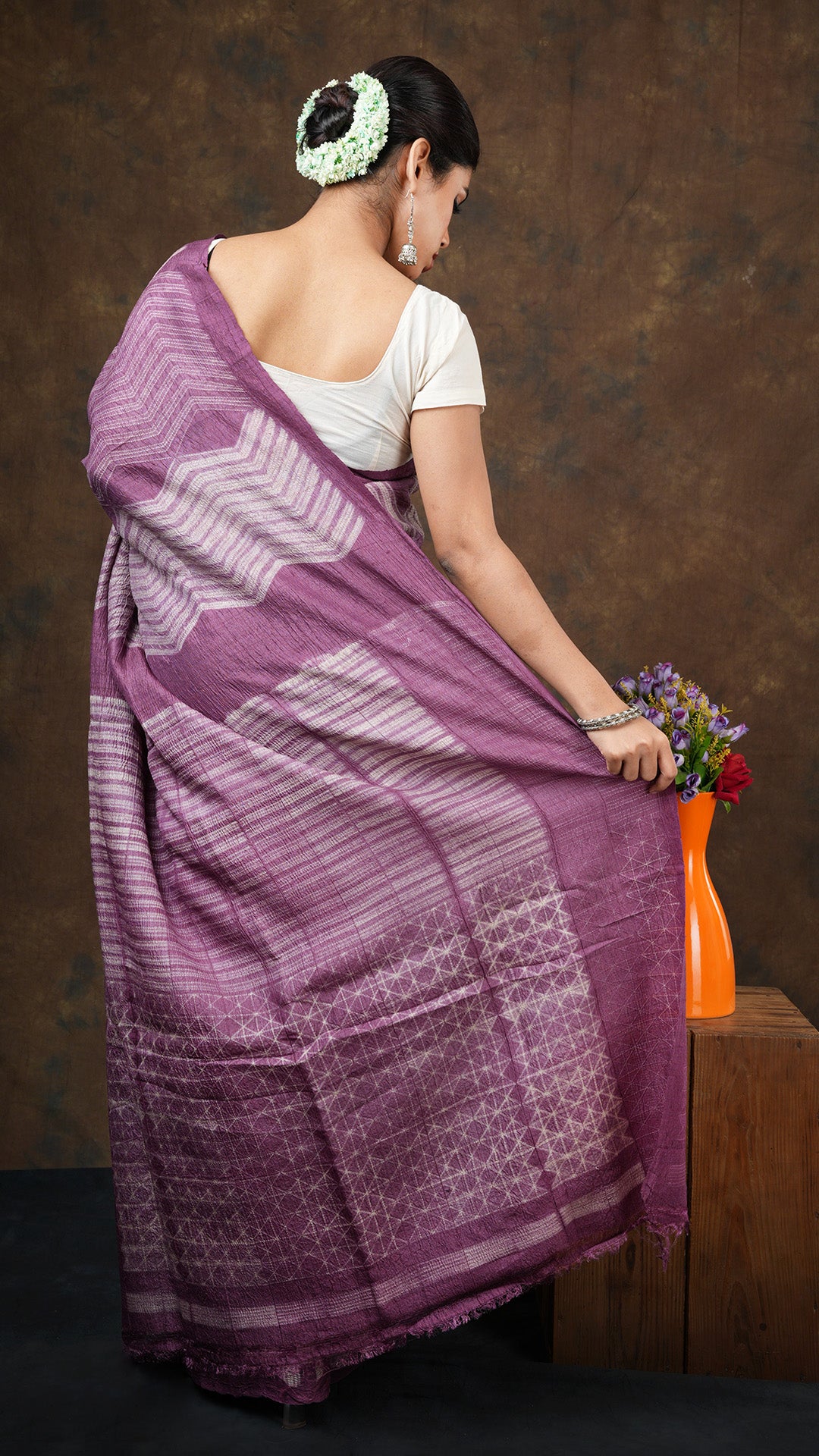 A mauve coloured shibori