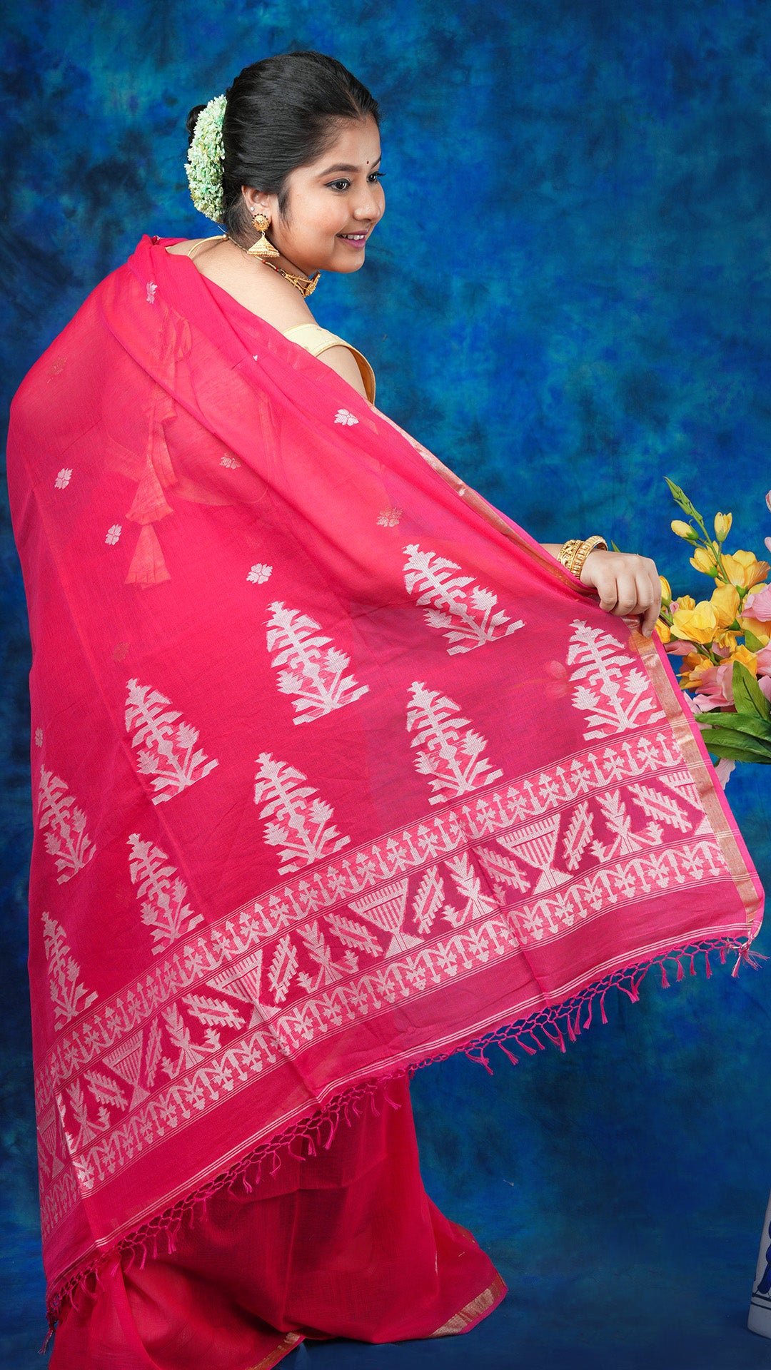A pink tangail saree