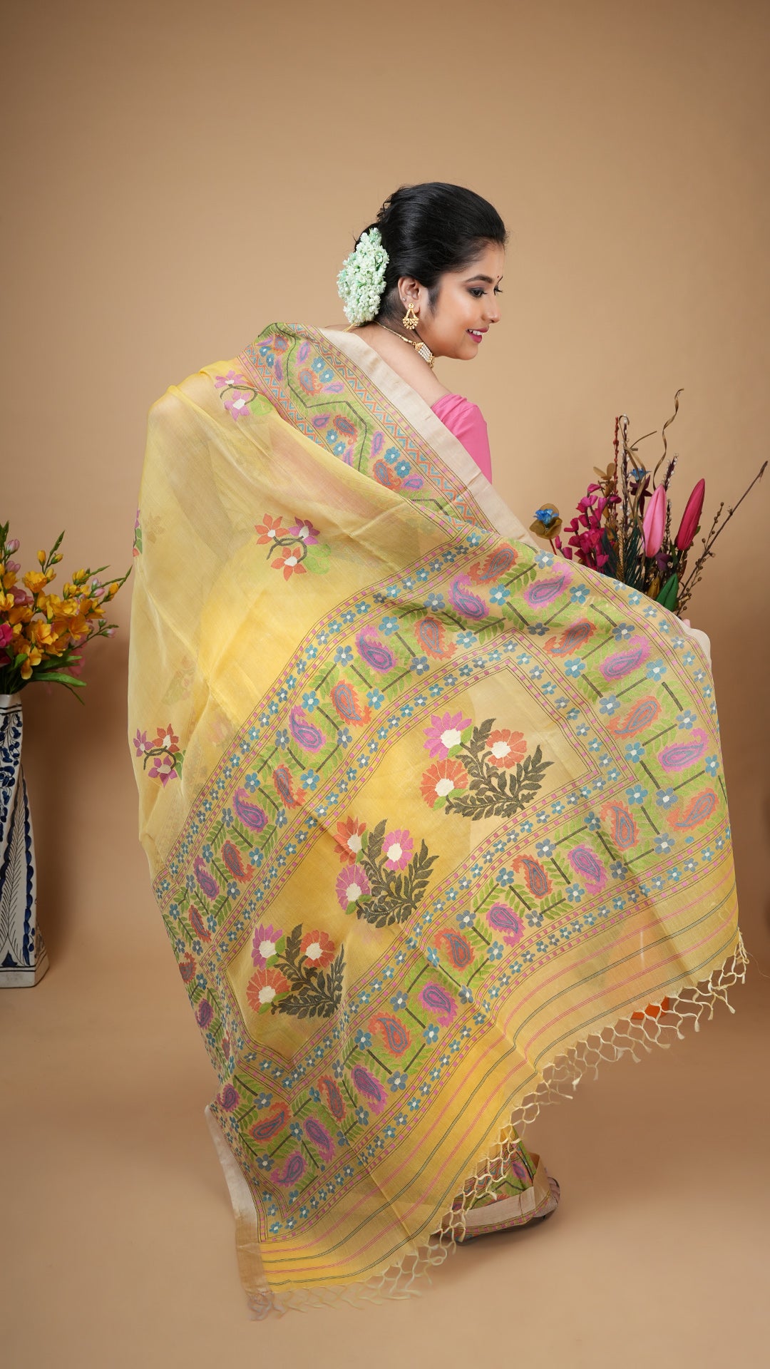 A muslin silk saree